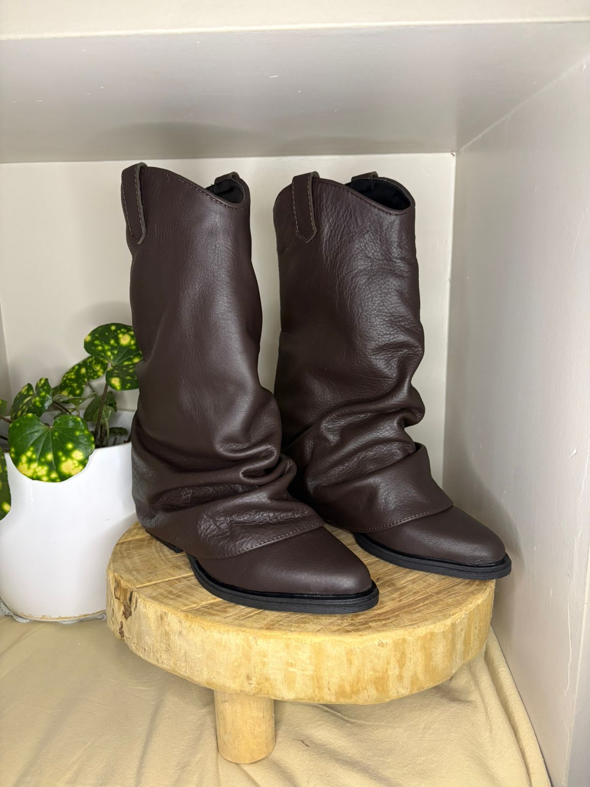 Thumbnail img_01KM6STV43S89R6WMWSS0T0FV9